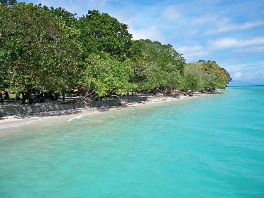 Pantai Liang