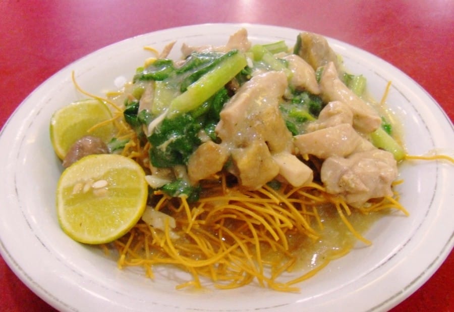 Mie Titi Makanan Khas Makassar