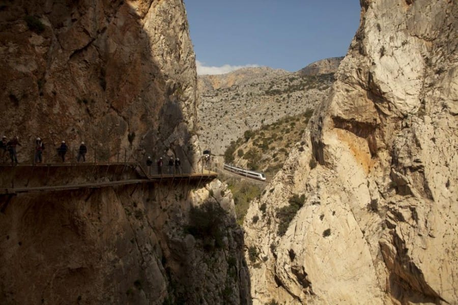 Most Dangerous Hike in The World Picture