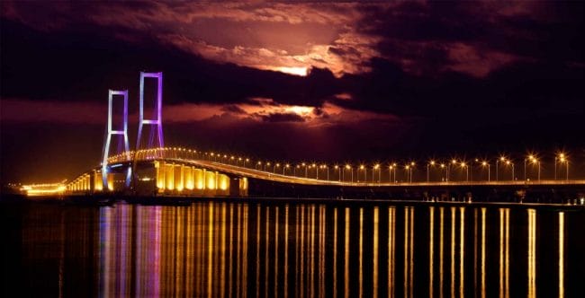 Keindahan Jembatan Nasional Suramadu