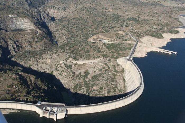 Almendra Dam - Spanyol