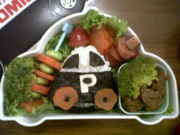 Bento Lucu Berbentu Mobil