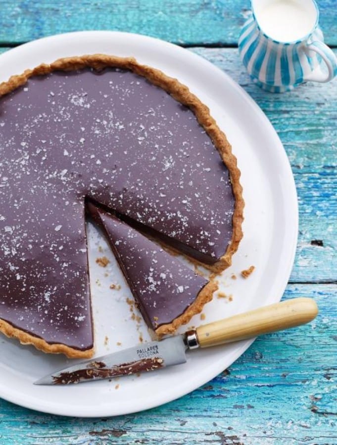 Chocolate tart