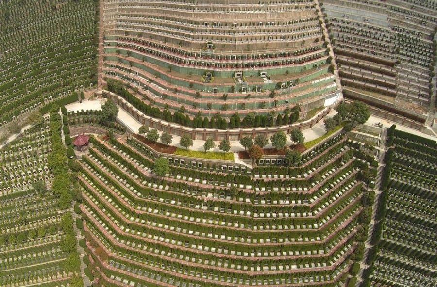 Makam di Hangzhou, provinsi Zhejiang, Cina dari udara