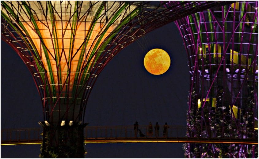 Supermoon di Singapura