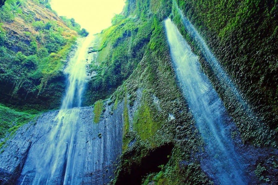 Kemegahan Air Terjun Madakaripura