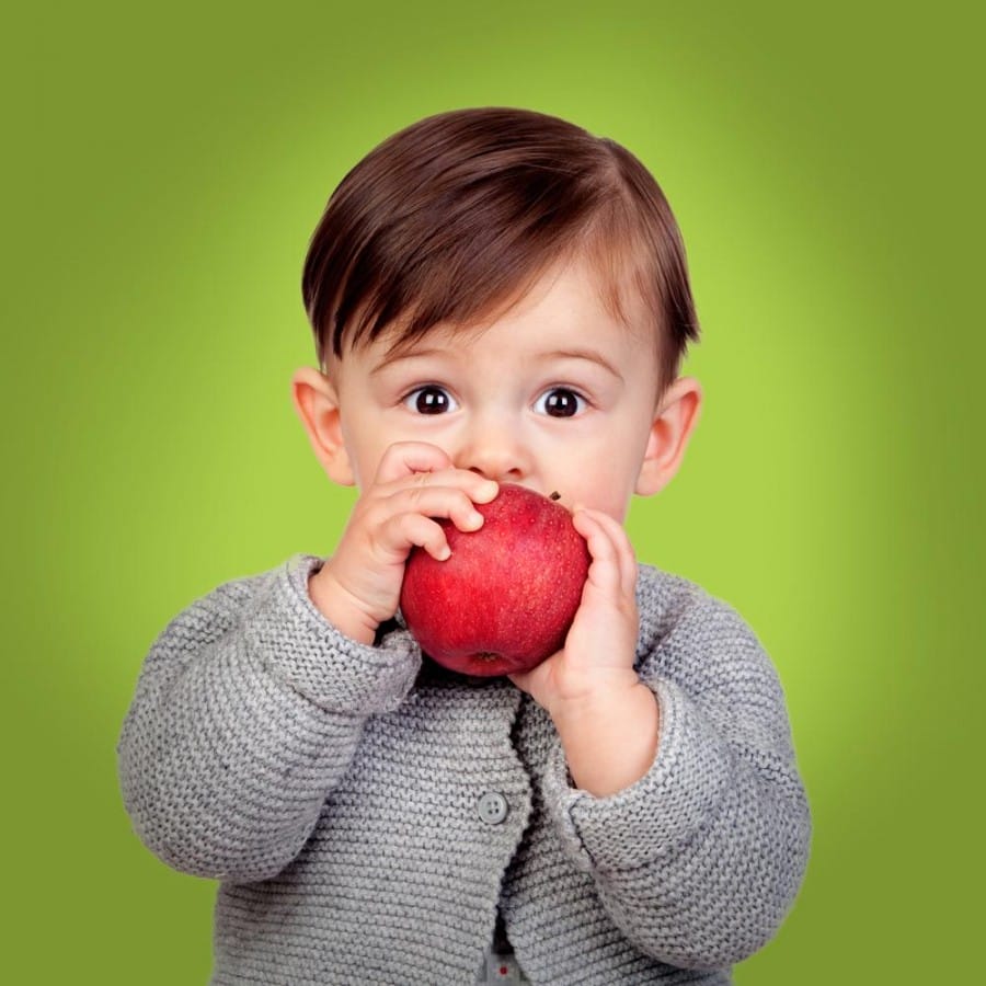 Makan Apel untuk Mengurangi Karang pada Gigi