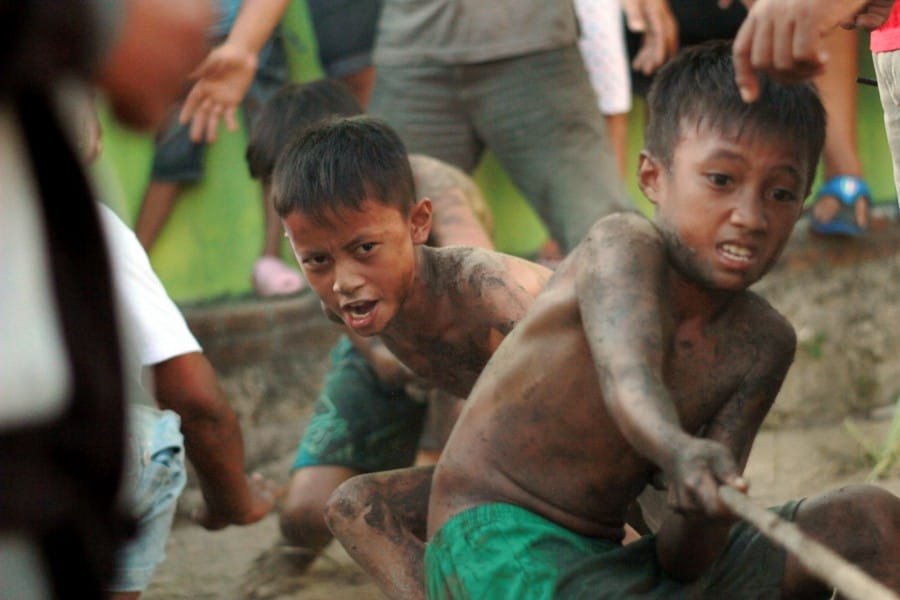 Lomba Tarik Tambang