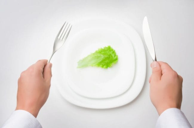 Makan Sedikit-sedikit Ketika Diet