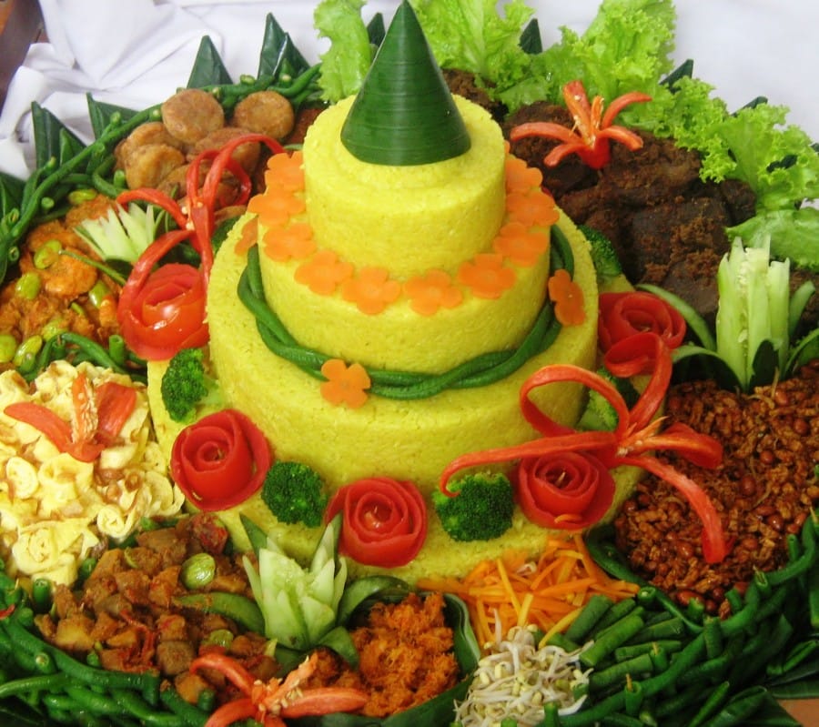 Nasi Tumpeng