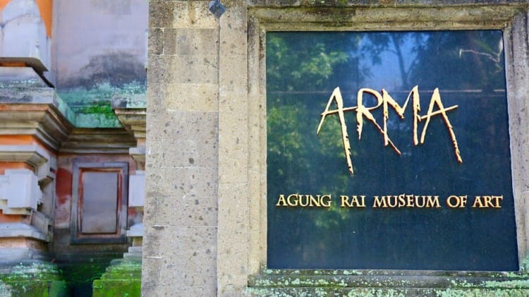 wisata ubud museum seni agung rai