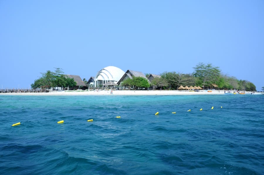 Pulau umang dari seberang