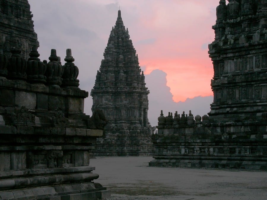 Daya Tarik Candi Prambanan