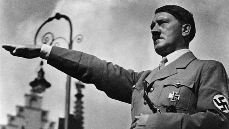 Gaya Kepemimpinan Adolf Hitler