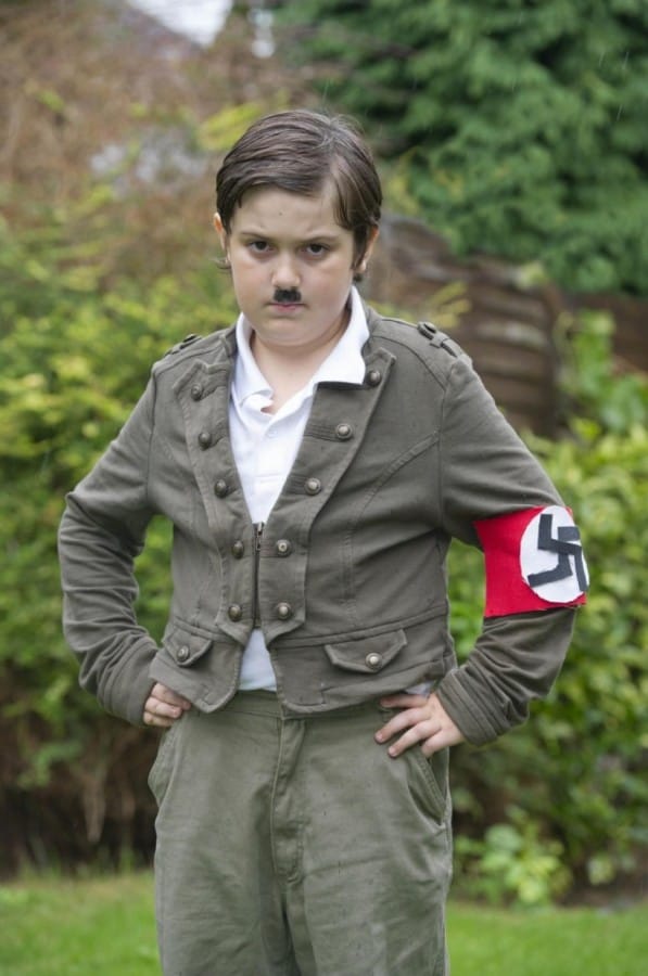 Kostum Adolf Hitler