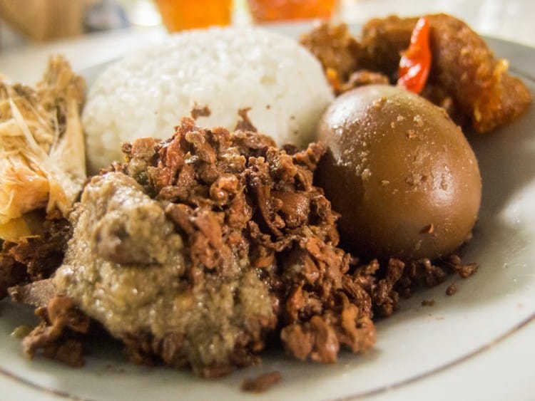 gudeg manggar manding