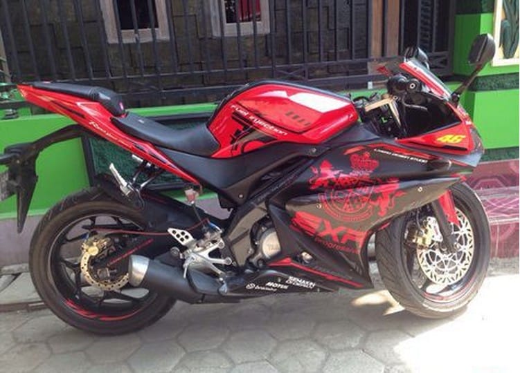 Modifikasi Motor Vixion 2011 Menjadi Moge R125 Modifikasi Motor Vixion 2011 Menjadi Moge R125