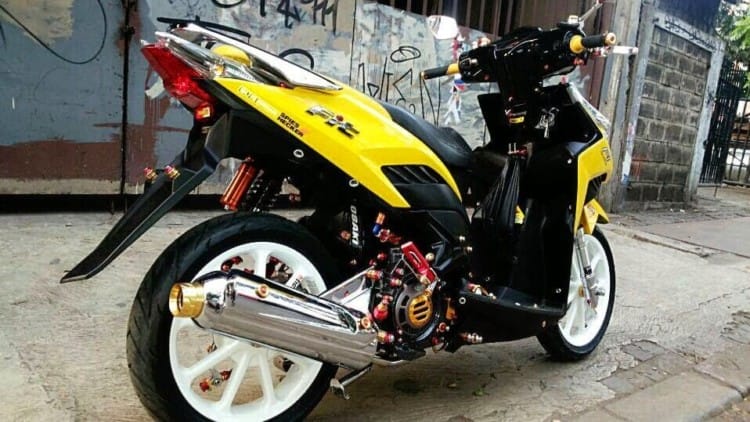 Modifikasi Motor Vario sporty