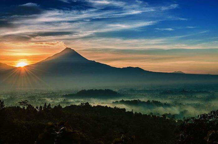 bukit punthuk indah di yogyakarta