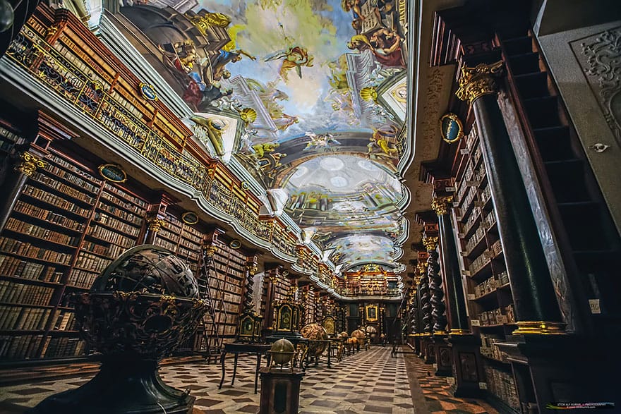 Perpustakaan Klementium