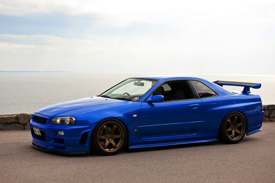 Mobil Balap - Nissan Skyline GT-R R34