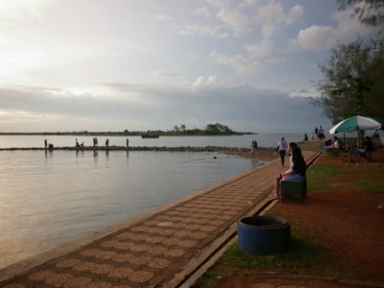 Pantai Tirang