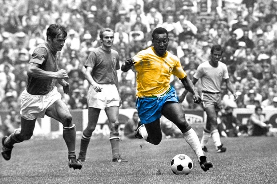 Sejarah Sepak Bola - Pele Pemain Legendaris Pertama