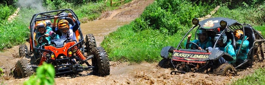 Family-Buggy-Kampung-Gajah-Wonderland