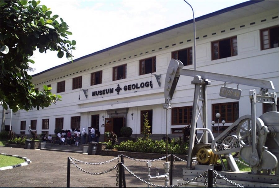 wisata bandung geologi