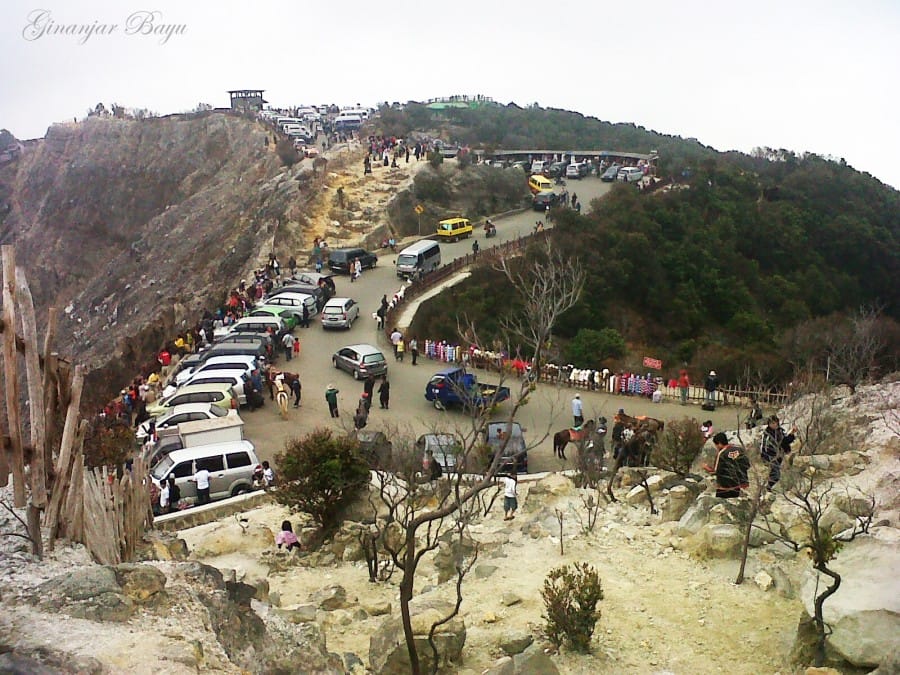 tangkuban-perahu