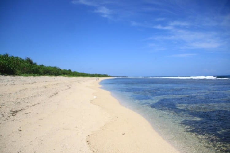 pantai ujung genteng sukabumi