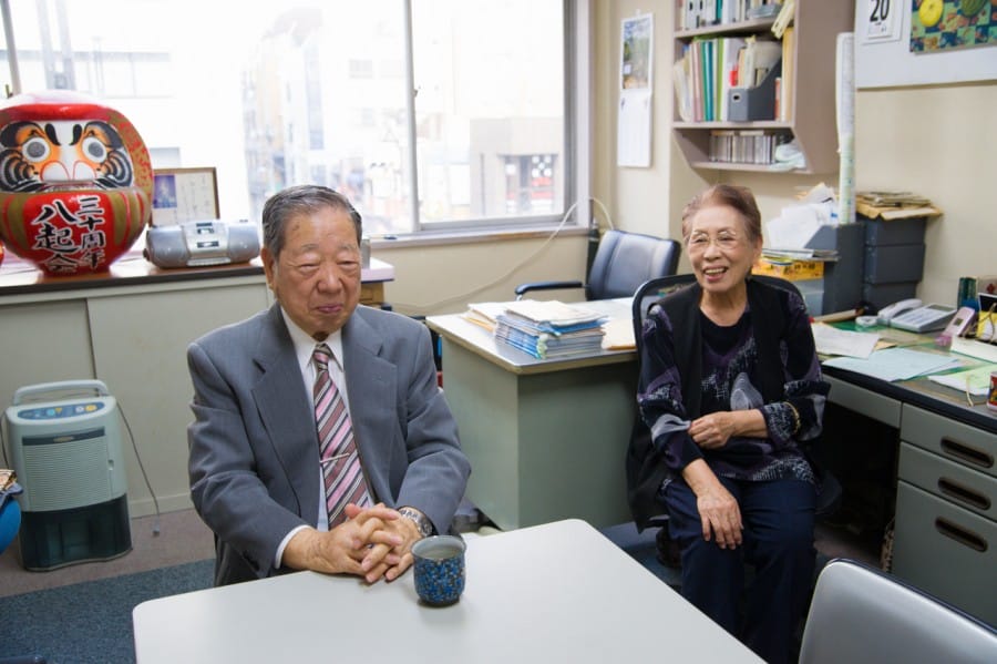Noguchi dan istrinya, Misako, http://ignition.co