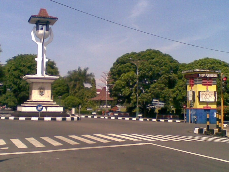 tugu purworejo