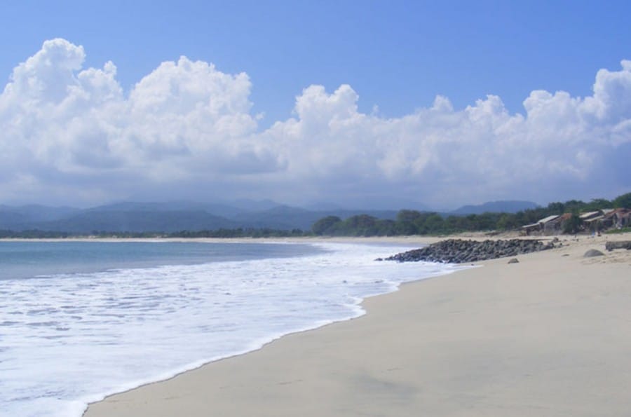 pantai cijeruk indah