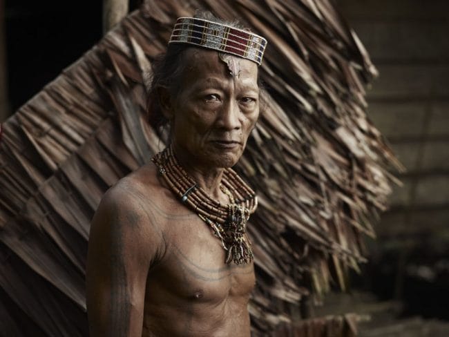 Suku mentawai berasal dari Sumatera