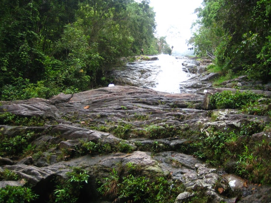 Wisata Gunung Ledang