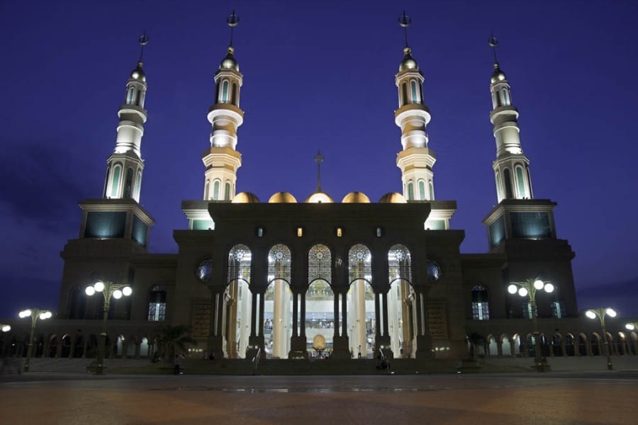 Masjid-Islamic-Center-Samarinda-Malam