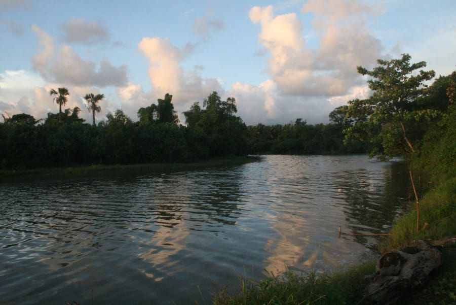 Wisata Ujung Ganeteng, Sungai 