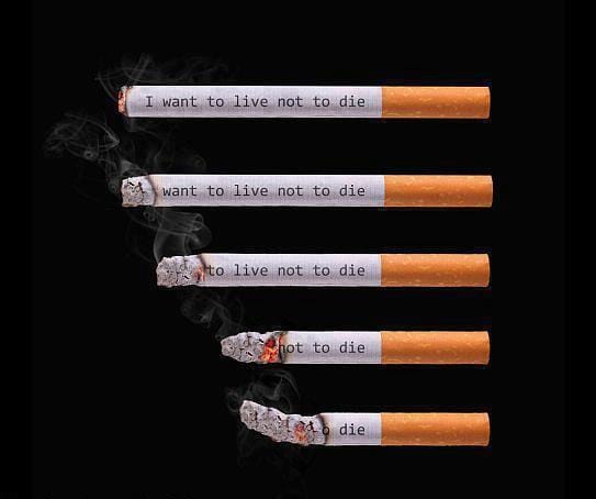 Sebenarnya rokok akan membunuhmu secara perlahan. | Pict by.  wallpaper24x7.com