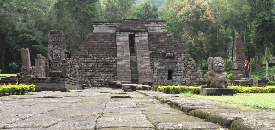 sejarah penemuan candi sukuh