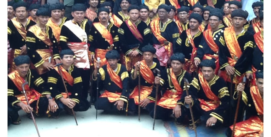 pakaian adat sumatera barat