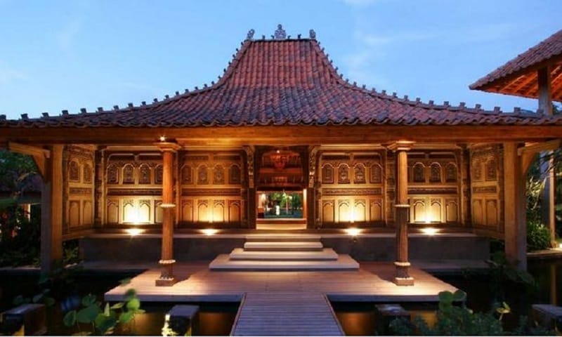 rumah adat jawa timur