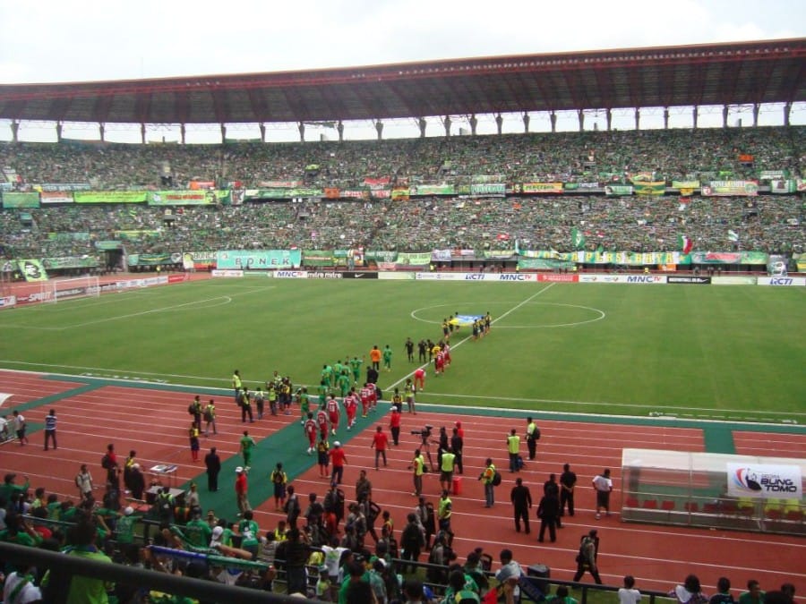 stadion terbesar dan bertaraf internasional di Indonesia