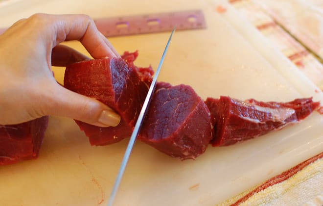 Cara memotong daging sapi 