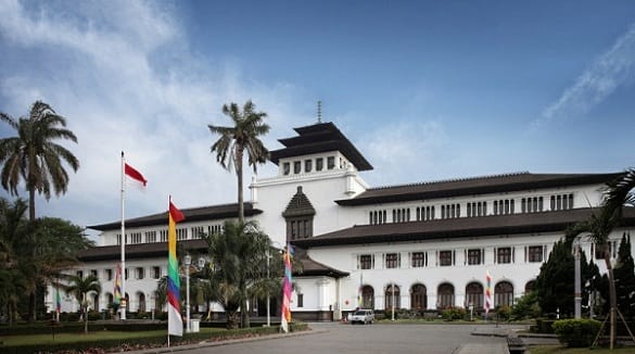 Sejarah Berdirinya Kota Bandung - Kota Kembang
