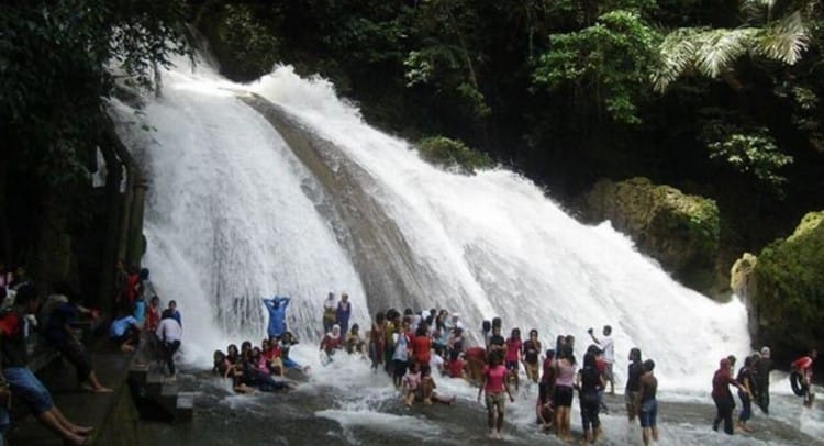 air terjun irenggolo