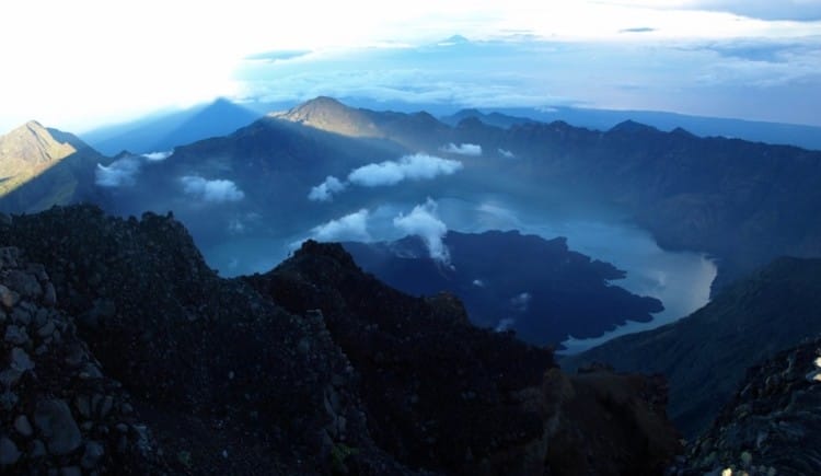 misteri gunung rinjani