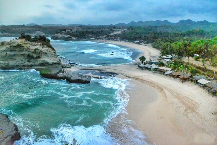 pantai klayer pacitan