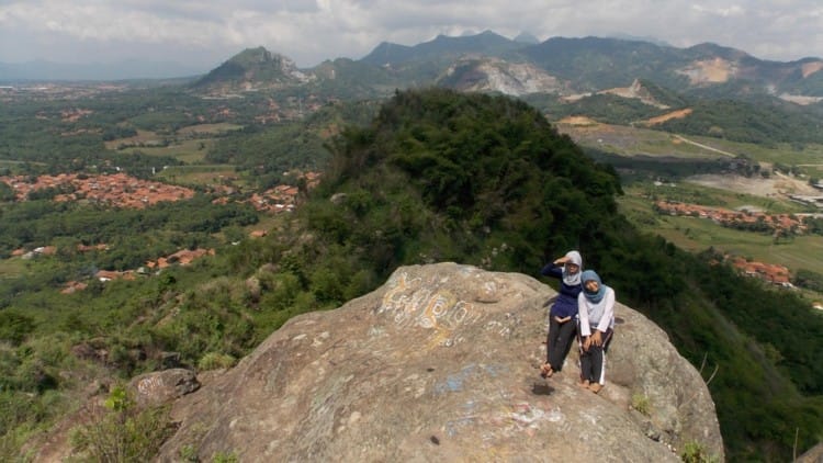 tempat wisata gunung cupu purwakarta